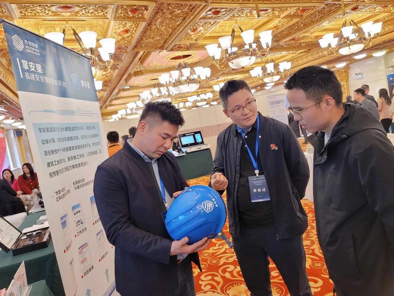 0243c2abfdc21f44eba160f4999e0aa0